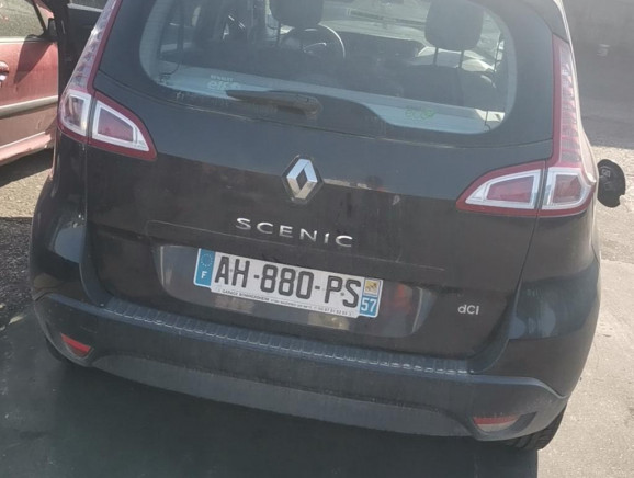 Bras essuie glace avant gauche RENAULT SCENIC 3 PHASE 1 d'occasion