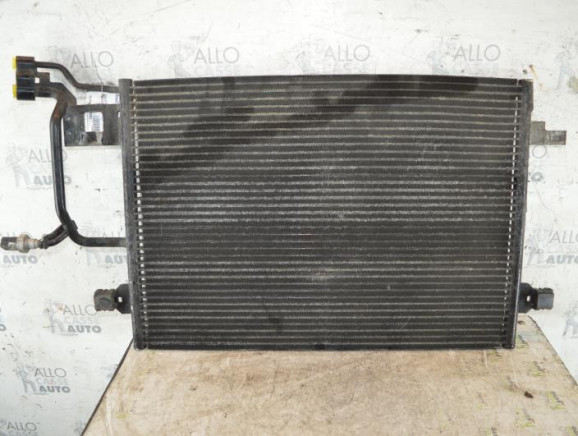 Radiateur clim VOLKSWAGEN PASSAT 4 Photo n°1