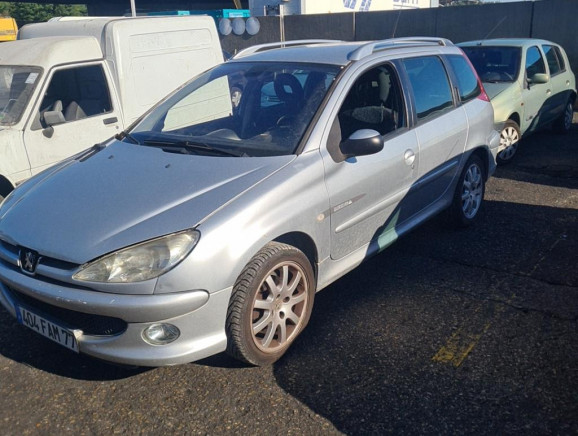 Bras essuie glace arriere PEUGEOT 206 PHASE 1 BREAK occasion