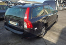 Attache ceinture arriere centrale VOLVO V 50 Photo n°2