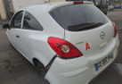 Vitre avant droit OPEL CORSA D Photo n°4