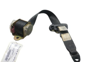 Ceinture arriere droit TOYOTA YARIS 1