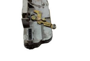 Serrure arriere droit PEUGEOT 206