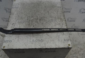Bras essuie glace avant droit PEUGEOT 307