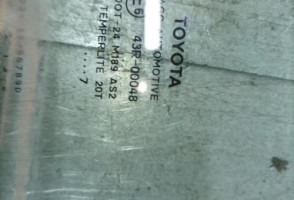 Vitre arriere droit TOYOTA AURIS 1