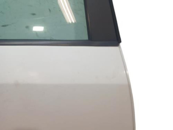Porte arriere droit FIAT GRANDE PUNTO Photo n°1