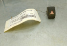 Bouton de warning TOYOTA C-HR Photo n°1