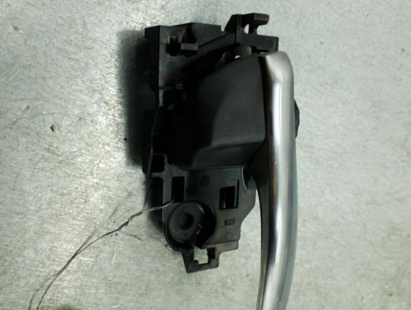 Poignee interieur avant droit TOYOTA C-HR Photo n°1