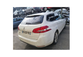 Feu arriere secondaire droit (feux) PEUGEOT 308 2 SW Photo n°8