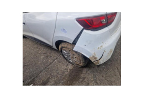 Bouton de coffre RENAULT CLIO 4 Photo n°11