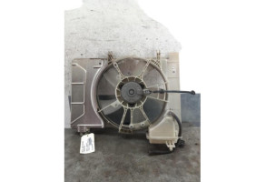 Moto ventilateur radiateur TOYOTA YARIS 2 Photo n°4