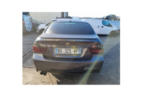 BMW SERIE 3 E90 PHASE 1 325d 3.0D - 24V L6 TURBO Photo n°5