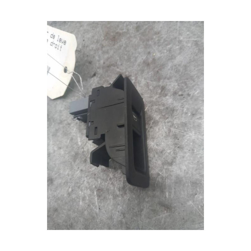 Interrupteur de leve vitre arriere droit VOLKSWAGEN TOURAN 2 Photo n°1