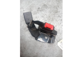 Attache ceinture arriere gauche RENAULT CLIO 3 Photo n°2