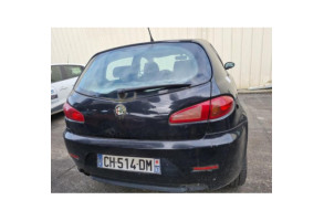 Pare choc arriere ALFA ROMEO 147 Photo n°18