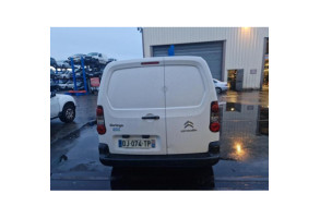 Compresseur clim CITROEN BERLINGO 2 Photo n°8