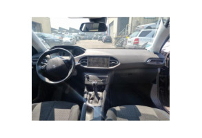 Attache ceinture arriere gauche PEUGEOT 308 2 Photo n°15