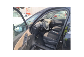 CITROEN C4 PICASSO 2 PHASE 1 1.6 HDI - 8V TURBO Photo n°9