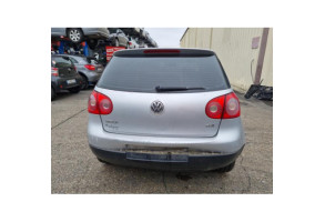 Vitre arriere gauche VOLKSWAGEN GOLF 5 Photo n°7