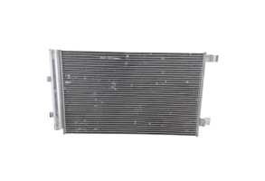 Radiateur clim RENAULT MEGANE 4 Photo n°1