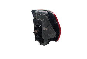 Feu arriere principal gauche (feux) VOLKSWAGEN FOX Photo n°3