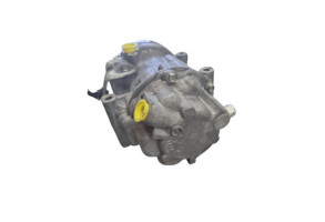 Compresseur clim TOYOTA C-HR Photo n°2