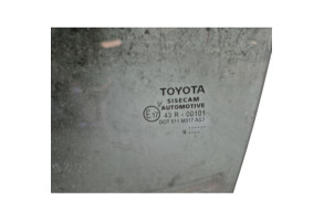 Vitre arriere gauche TOYOTA C-HR Photo n°2 Vitre arriere gauche TOYOTA C-HR Photo n°2