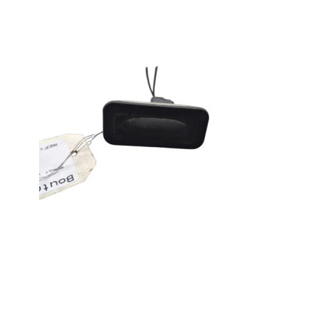 Bouton de coffre RENAULT CLIO 4