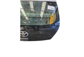 Malle/Hayon arriere TOYOTA AYGO 2 Photo n°6 Malle/Hayon arriere TOYOTA AYGO 2 Photo n°6