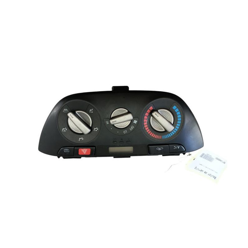 Commande chauffage TOYOTA RAV4 2 Photo n°1