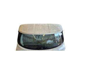 Malle/Hayon arriere FIAT 500X Photo n°2 Malle/Hayon arriere FIAT 500X Photo n°2