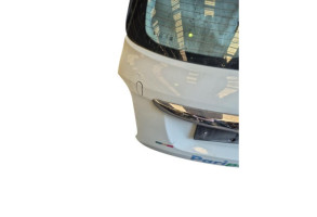 Malle/Hayon arriere FIAT 500X Photo n°9 Malle/Hayon arriere FIAT 500X Photo n°9