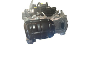 Moteur TOYOTA C-HR Photo n°8 Moteur TOYOTA C-HR Photo n°8