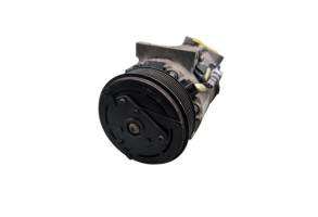 Compresseur clim RENAULT LAGUNA 3 Photo n°1
