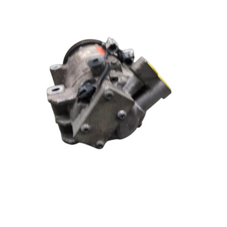 Compresseur clim RENAULT CLIO 4