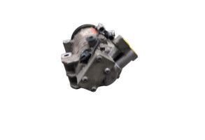 Compresseur clim RENAULT CLIO 4 Photo n°1