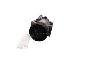 Compresseur clim RENAULT CLIO 4 Photo n°2