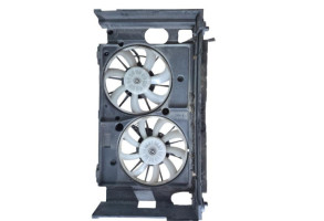 Moto ventilateur radiateur TOYOTA AURIS 2 Photo n°4 Moto ventilateur radiateur TOYOTA AURIS 2 Photo n°4