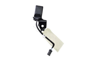 Attache ceinture arriere gauche OPEL CORSA F Photo n°3 Attache ceinture arriere gauche OPEL CORSA F Photo n°3