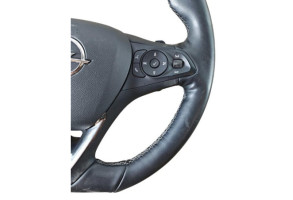 Volant OPEL CORSA F Photo n°1 Volant OPEL CORSA F Photo n°1