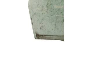Vitre arriere droit NISSAN QASHQAI 1 Photo n°2