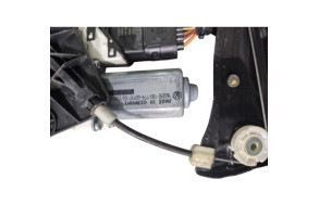 Leve vitre electrique arriere droit VOLKSWAGEN JETTA 4 Photo n°2
