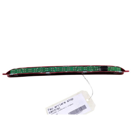 Feu arriere stop central VOLKSWAGEN GOLF 5
