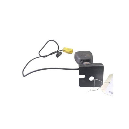 Attache ceinture arriere droit VOLVO C 30