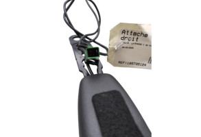 Attache ceinture avant droit VOLVO C 30 Photo n°3 Attache ceinture avant droit VOLVO C 30 Photo n°3