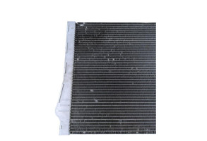 Radiateur eau BMW X5 E70 Photo n°3 Radiateur eau BMW X5 E70 Photo n°3