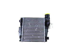Echangeur air (Intercooler) PEUGEOT 308 2 Photo n°5 Echangeur air (Intercooler) PEUGEOT 308 2 Photo n°5