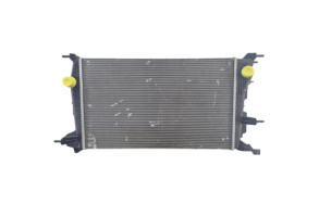 Radiateur eau RENAULT MEGANE 3 Photo n°2 Radiateur eau RENAULT MEGANE 3 Photo n°2
