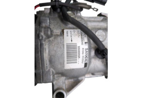 Compresseur clim RENAULT CLIO 5 Photo n°1