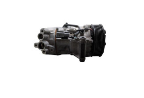 Compresseur clim RENAULT CLIO 5 Photo n°2